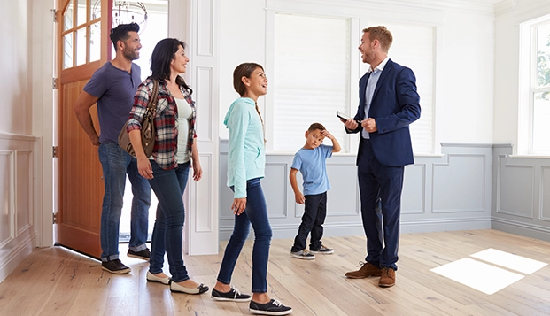 Karaisalı Emlakçı